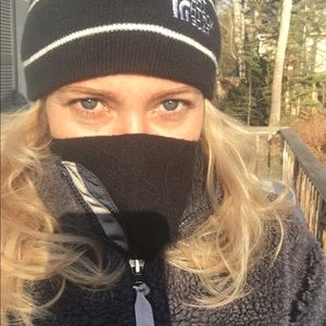 Meet your Posher, Larae